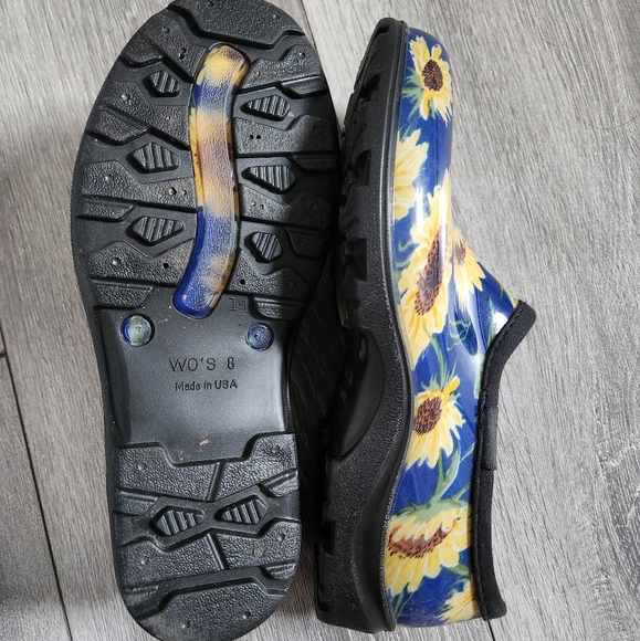 Sunflower Sloggers Garden Clog - Picture 3 of 3